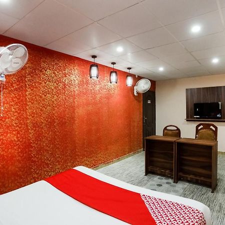 Oyo 72993 Hotel The Gold Faridabad Ngoại thất bức ảnh