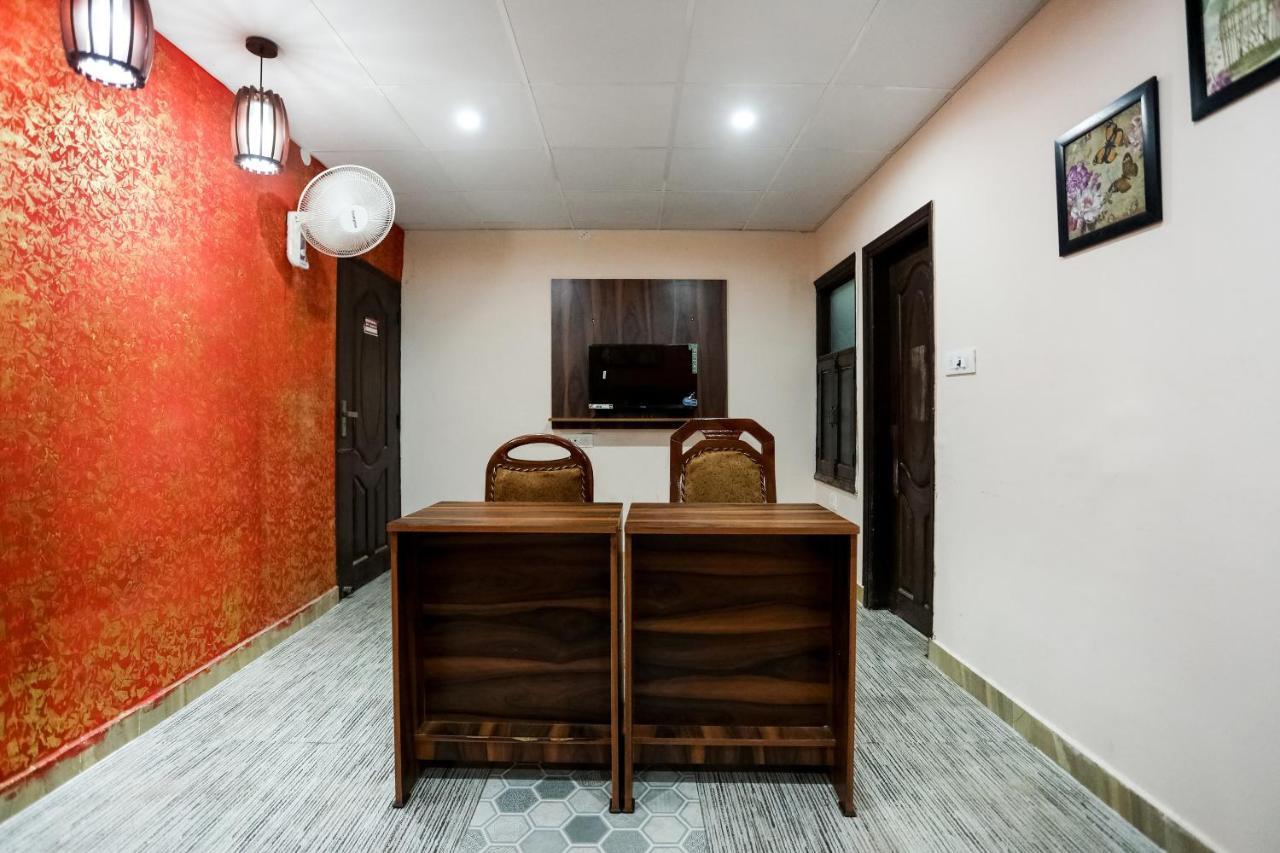 Oyo 72993 Hotel The Gold Faridabad Ngoại thất bức ảnh