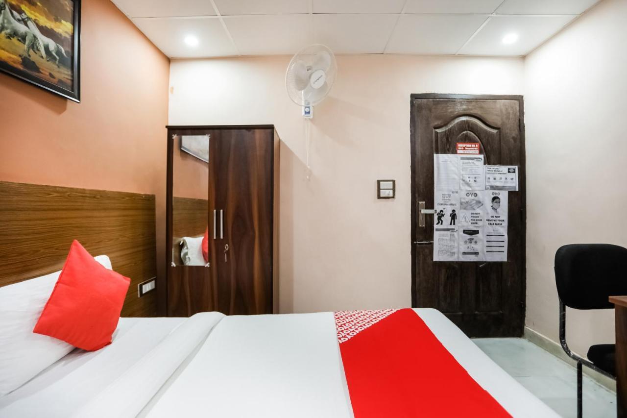 Oyo 72993 Hotel The Gold Faridabad Ngoại thất bức ảnh