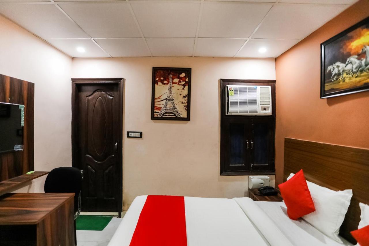 Oyo 72993 Hotel The Gold Faridabad Ngoại thất bức ảnh