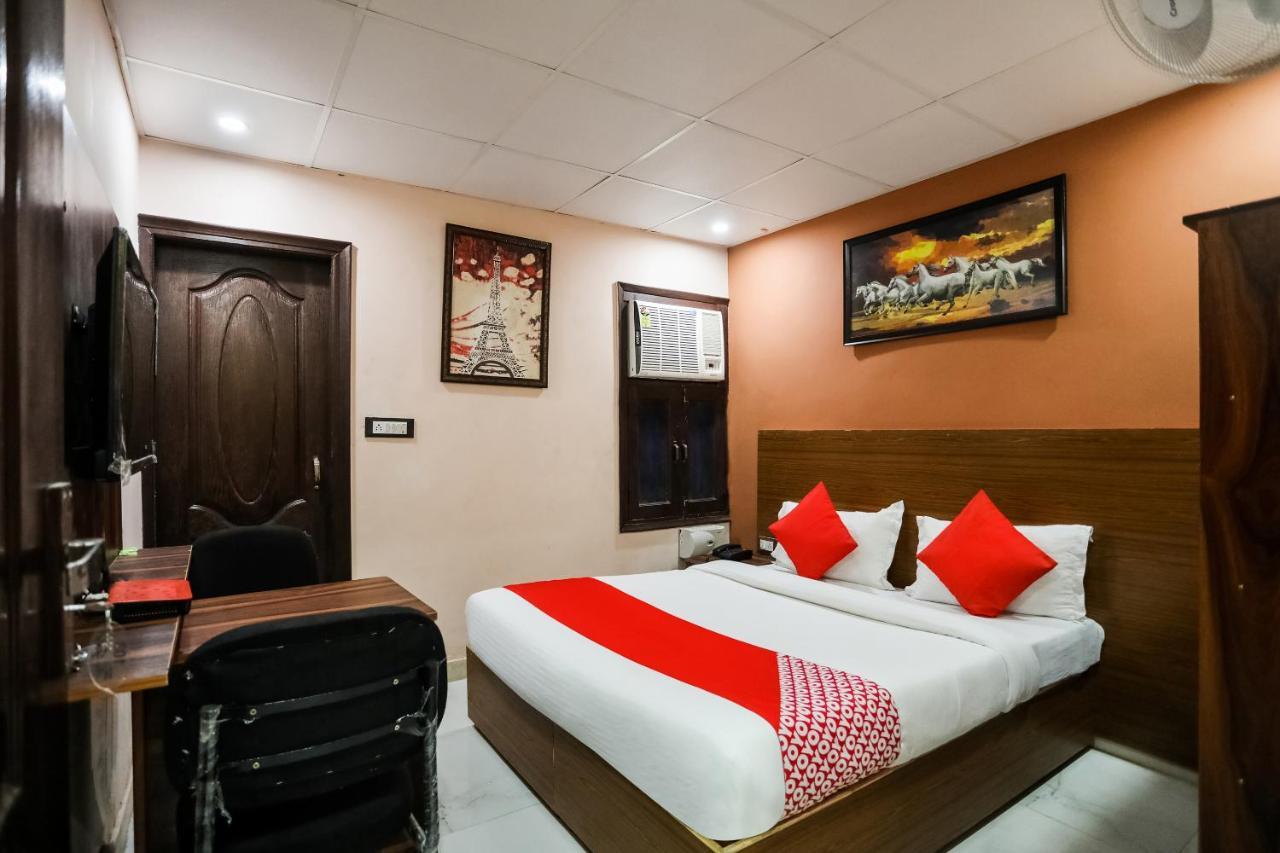 Oyo 72993 Hotel The Gold Faridabad Ngoại thất bức ảnh